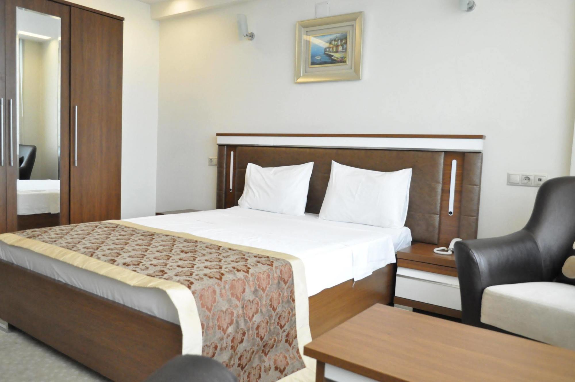 Ts Gold Otel Trabzon Luaran gambar